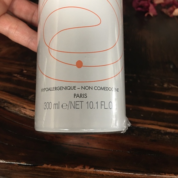 Avene Eau Thermale Thermal Spring Water Face Soothing 10.1 oz Made in France - Picture 2 of 3